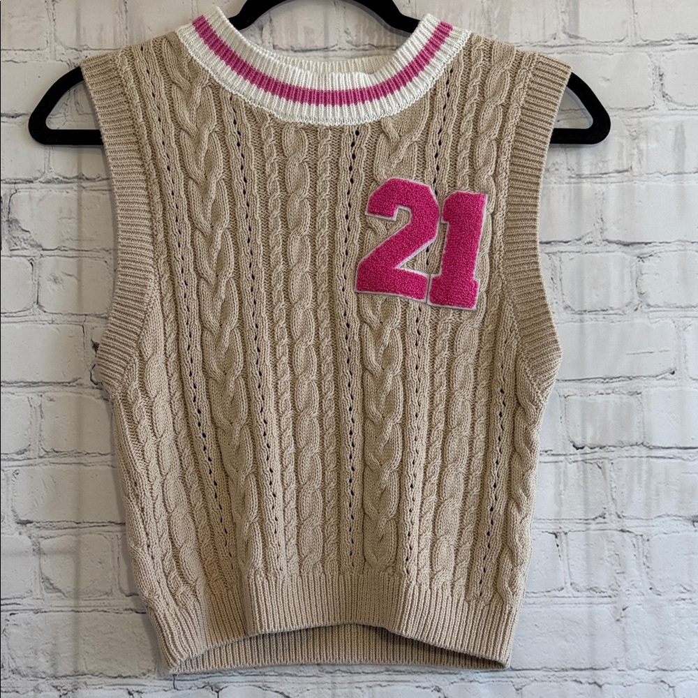 Forever 21 Tan Cable Knit Sweater Vest with Pink 21 Womens Size Medium